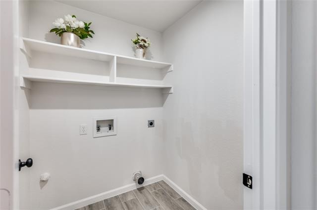 Highbrooke Dr, Arlington, TX 76001