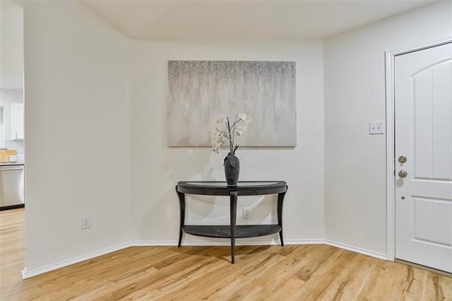Peggy Dr, Fort Worth, TX 76133