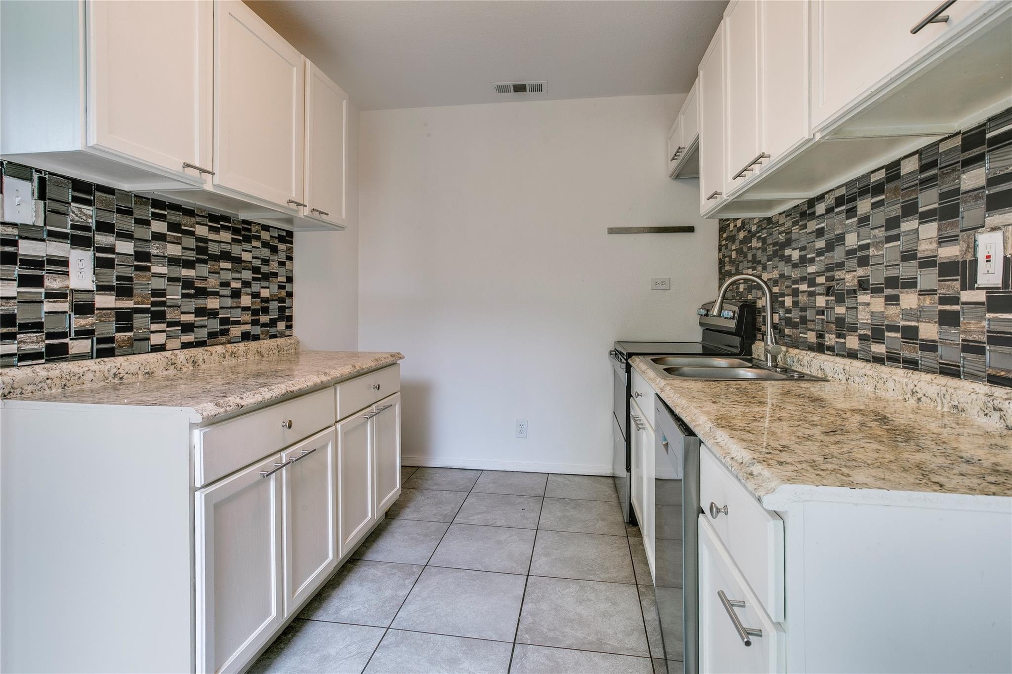 Woodin Blvd, Dallas, TX 75216
