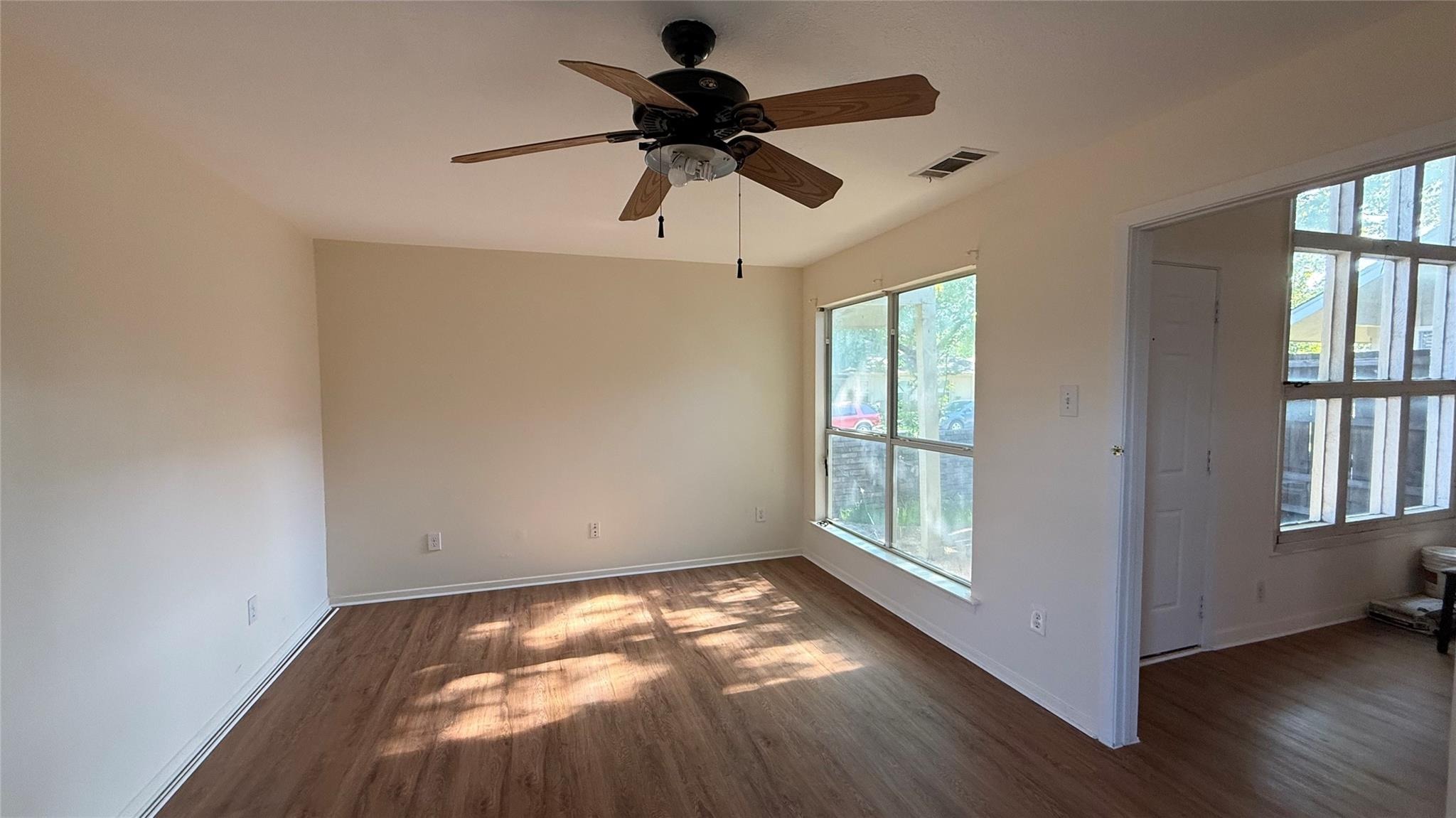 Southview Ln, Dallas, TX 75240