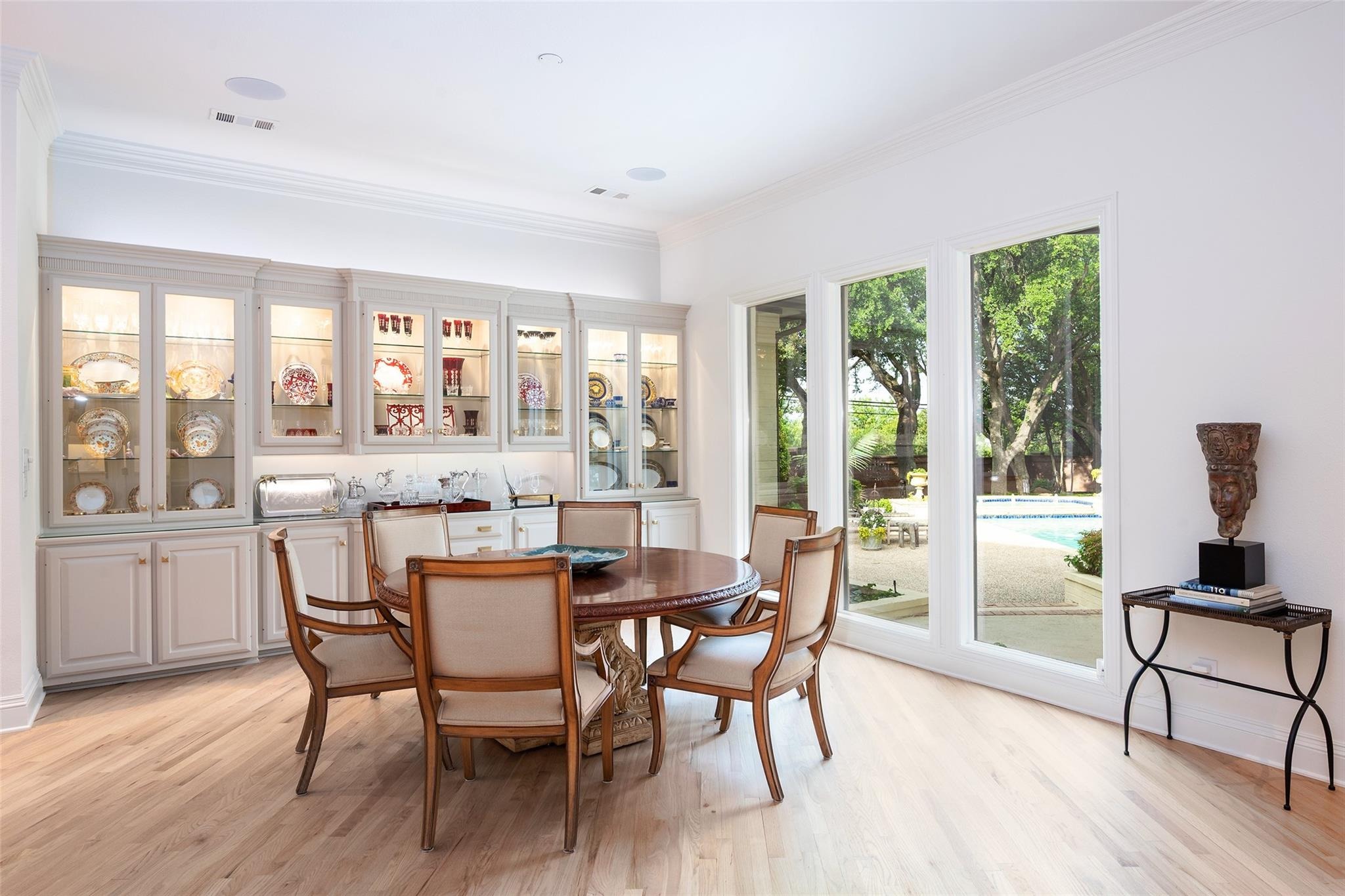Manzano Cir, Dallas, TX 75230 #1
