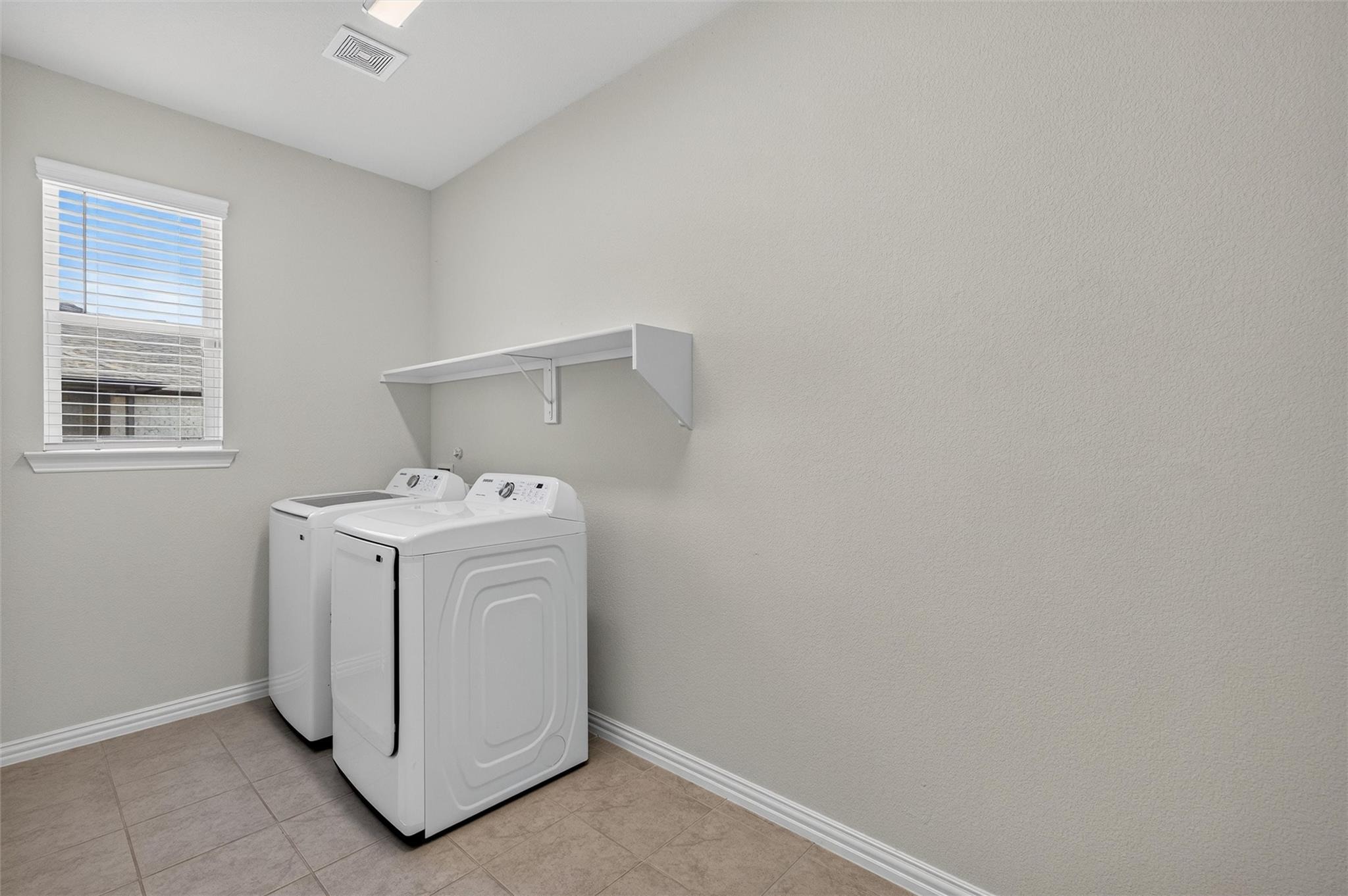 Royal Star Rd, Rowlett, TX 75089