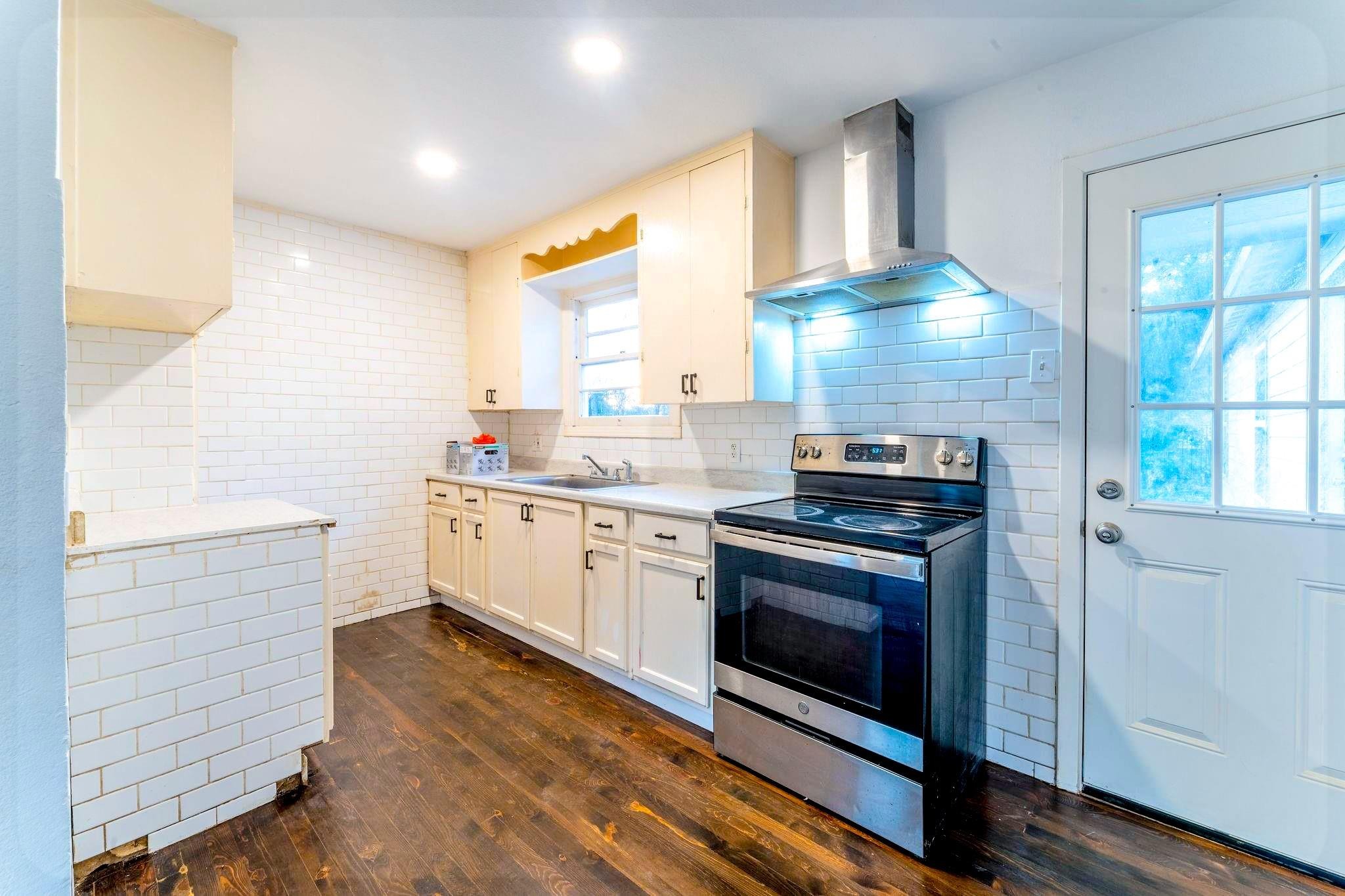 Whitley Dr, Dallas, TX 75217 #1