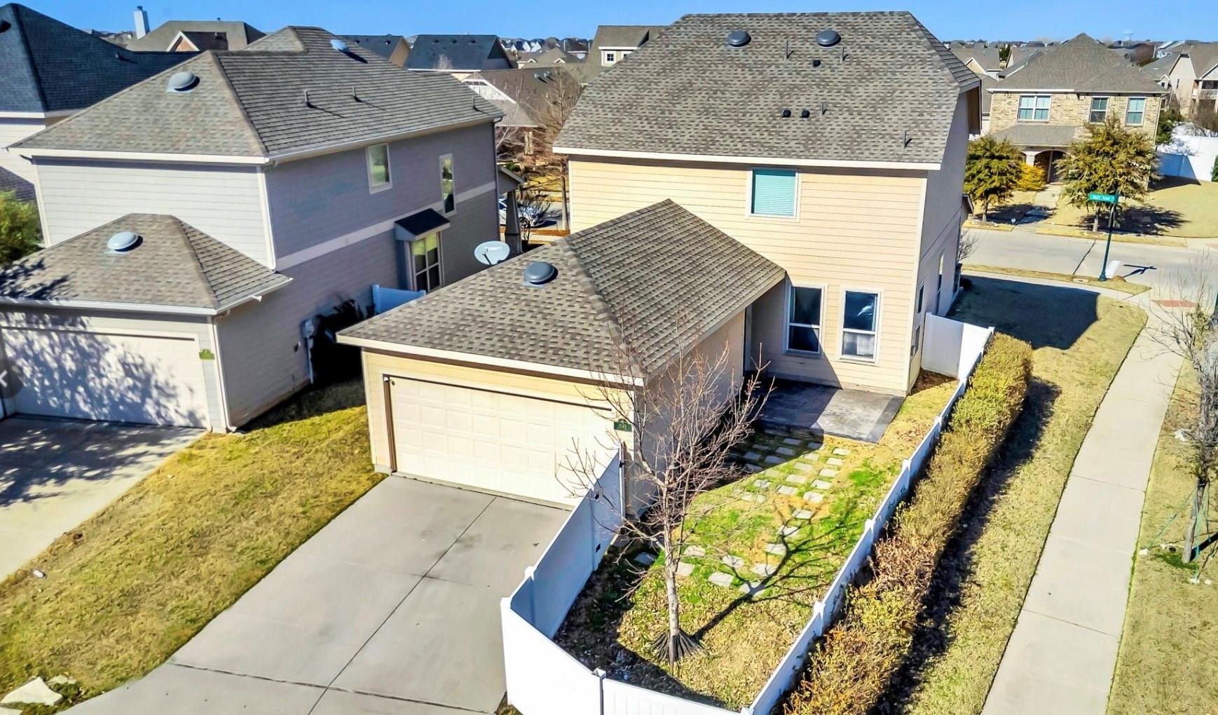 Holly Anne Ln, Aubrey, TX 76227 #1
