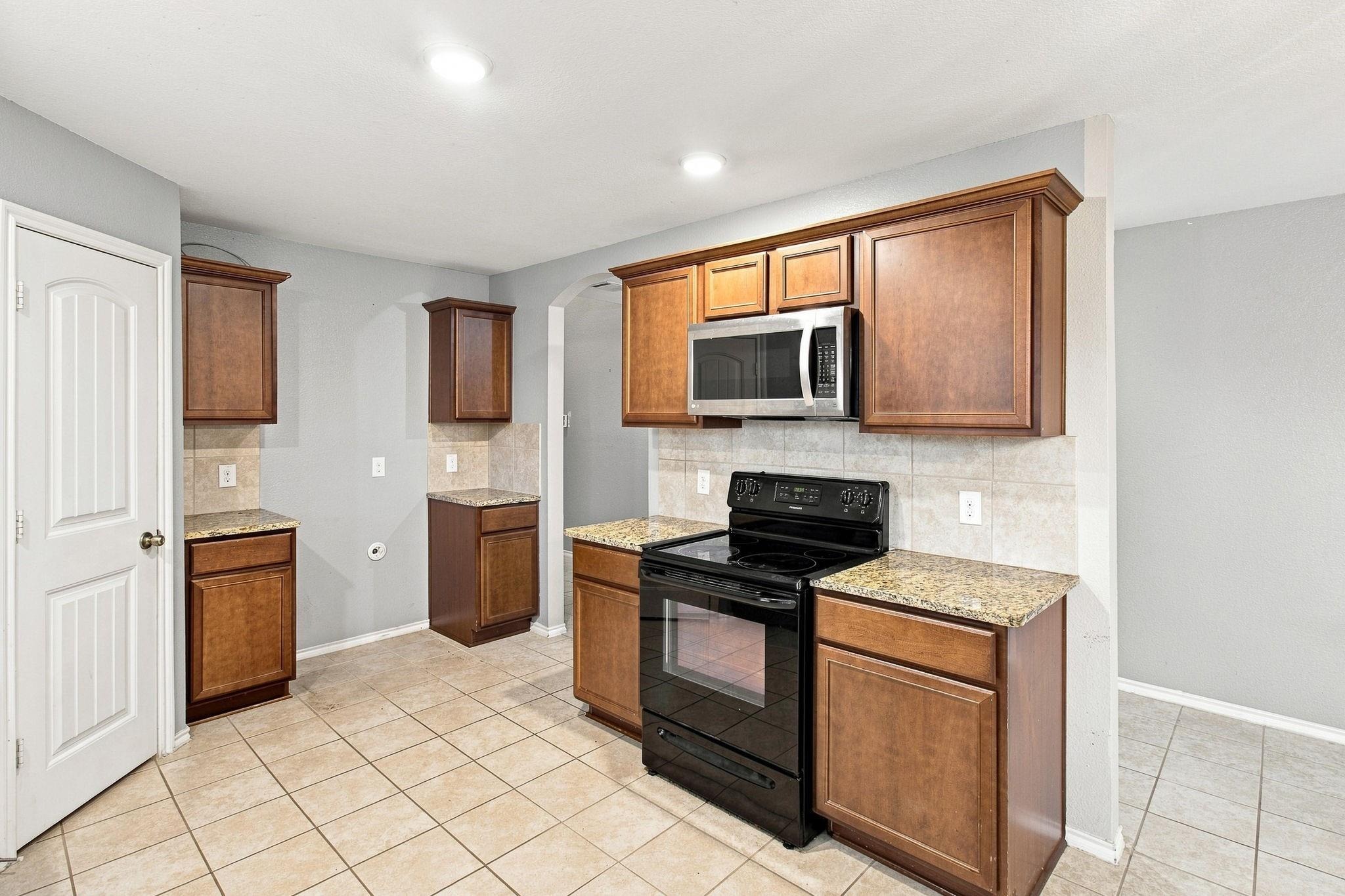 Diamond Ct, Princeton, TX 75407
