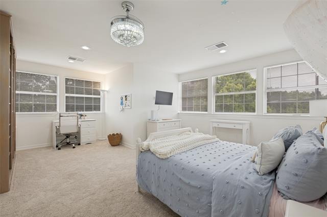 7 Carmarthen Ct