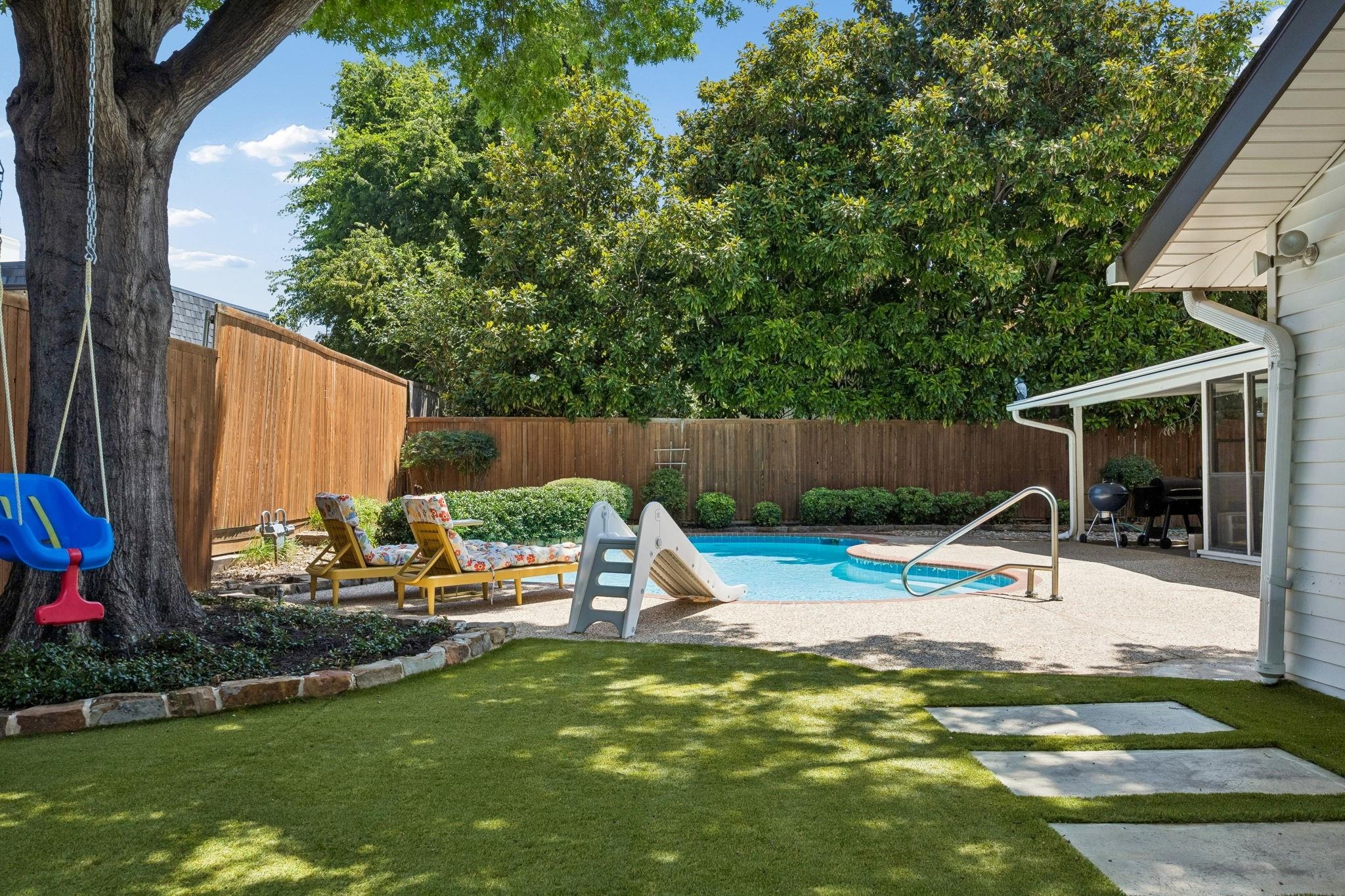Raintree Dr, Carrollton, TX 75006 #1