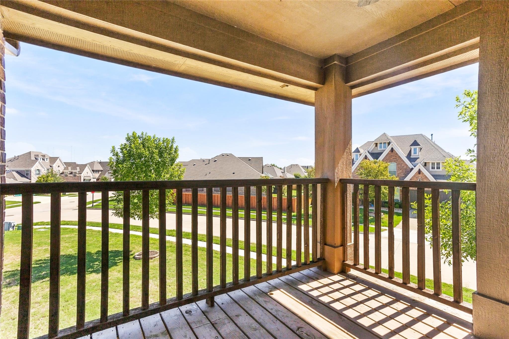 Mariposa Dr, Grand Prairie, TX 75054