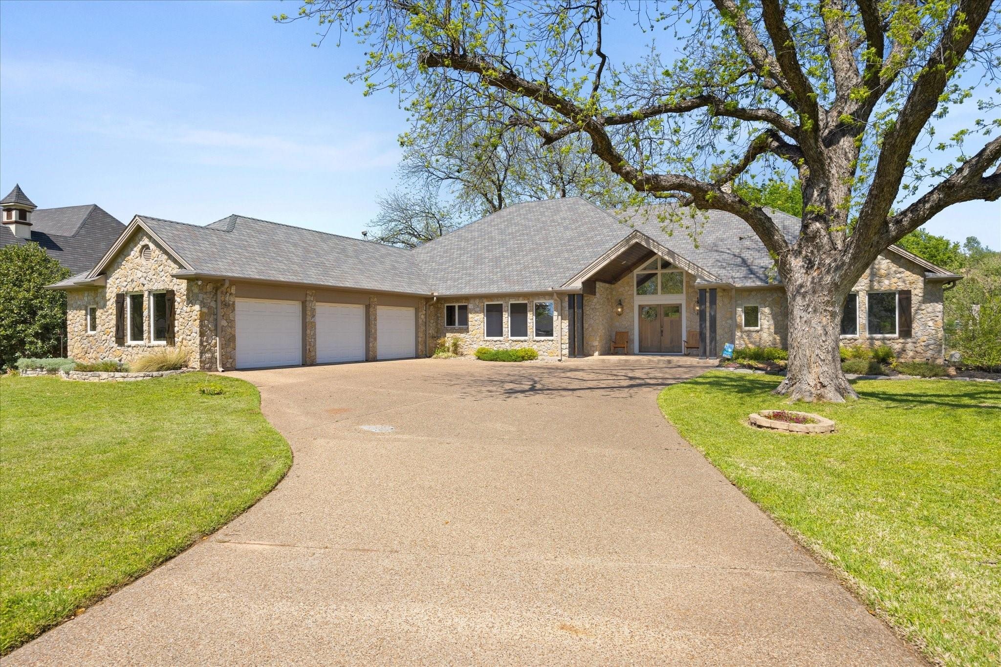 Baja Ct, Granbury, TX 76048 #1