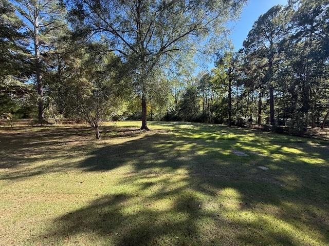 Honeysuckle Dr, Mansfield, LA 71052
