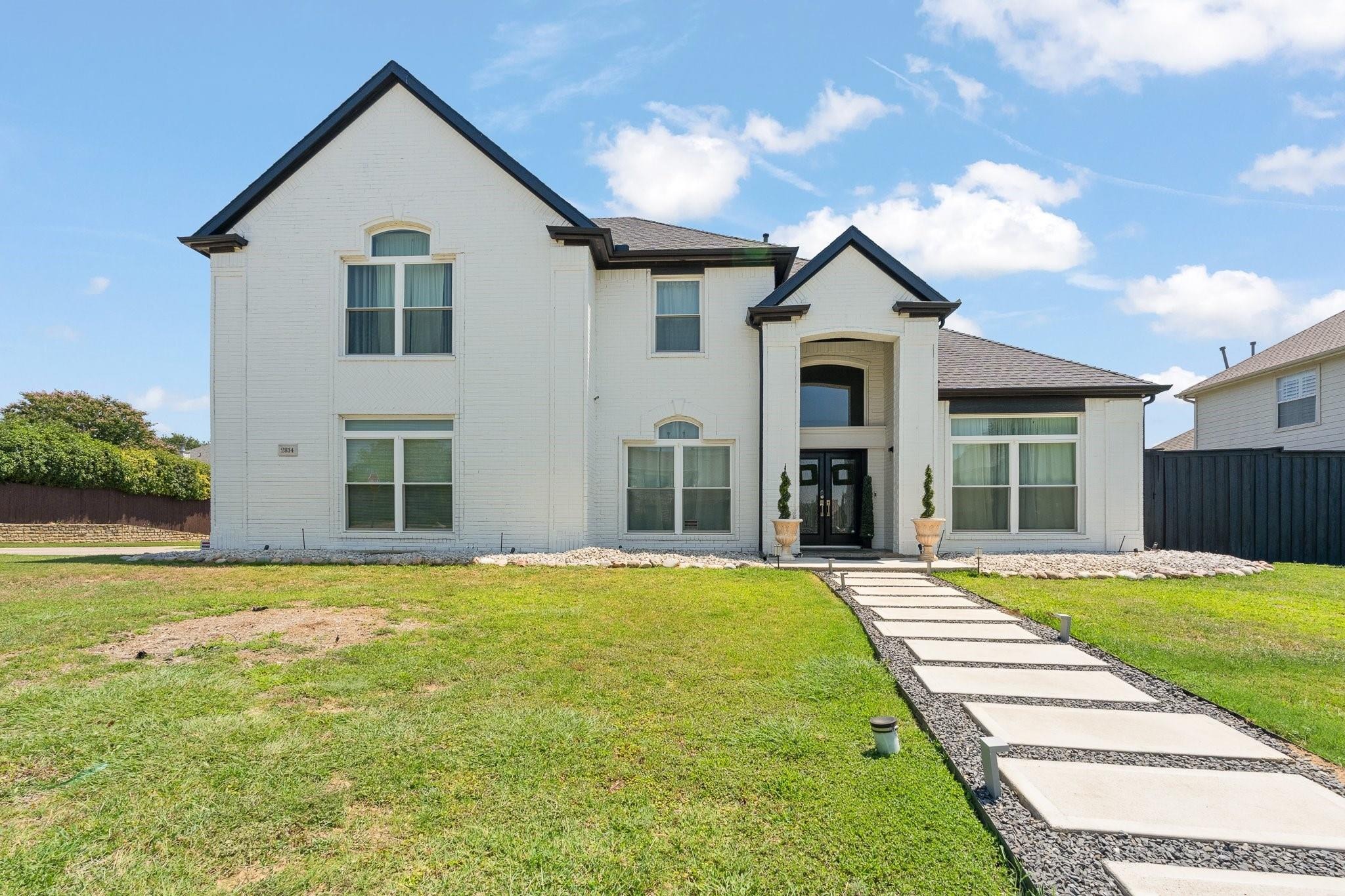 Saint Maria Dr, Mansfield, TX 76063
