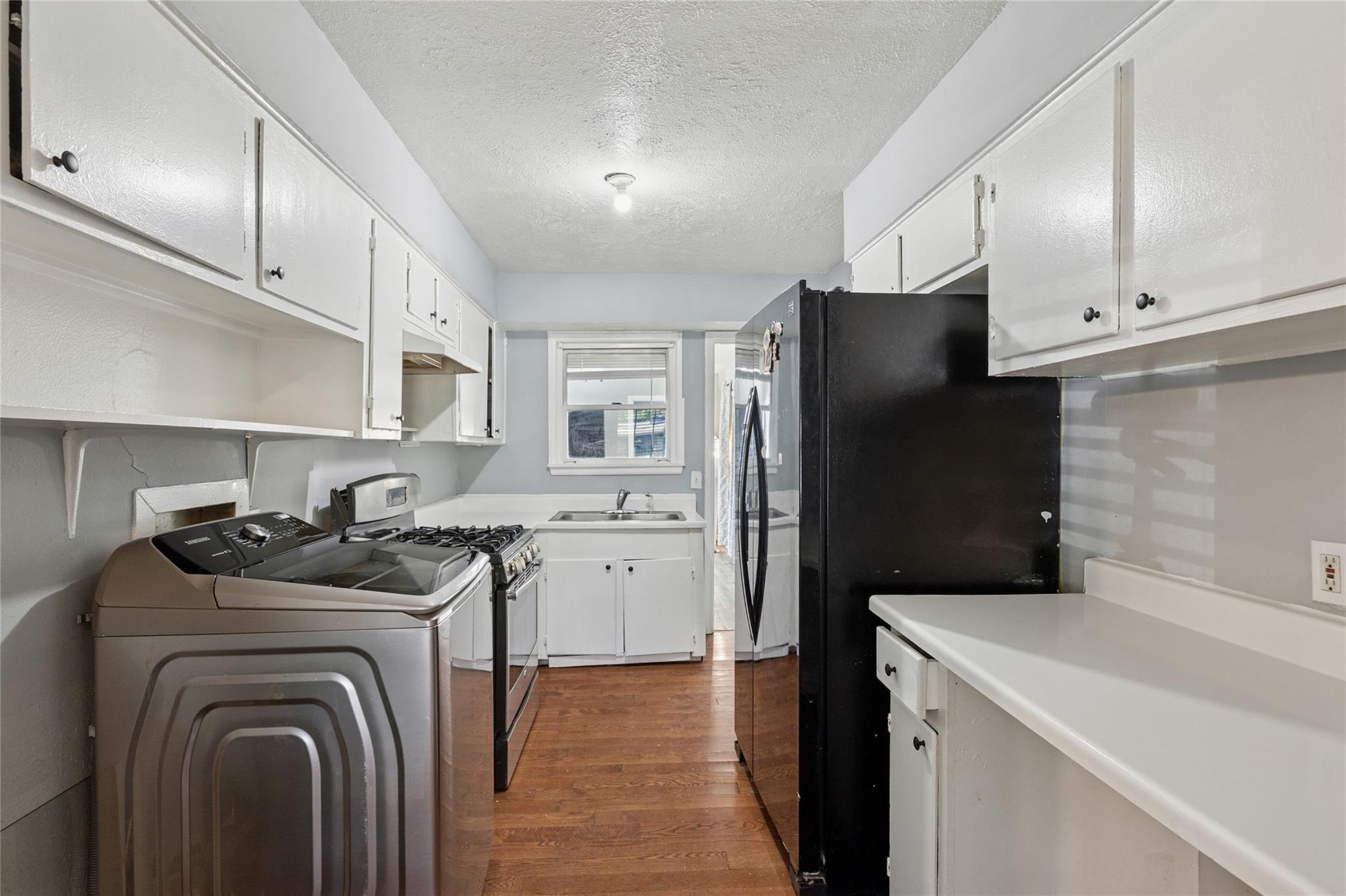 Lovers Ln, Arlington, TX 76010