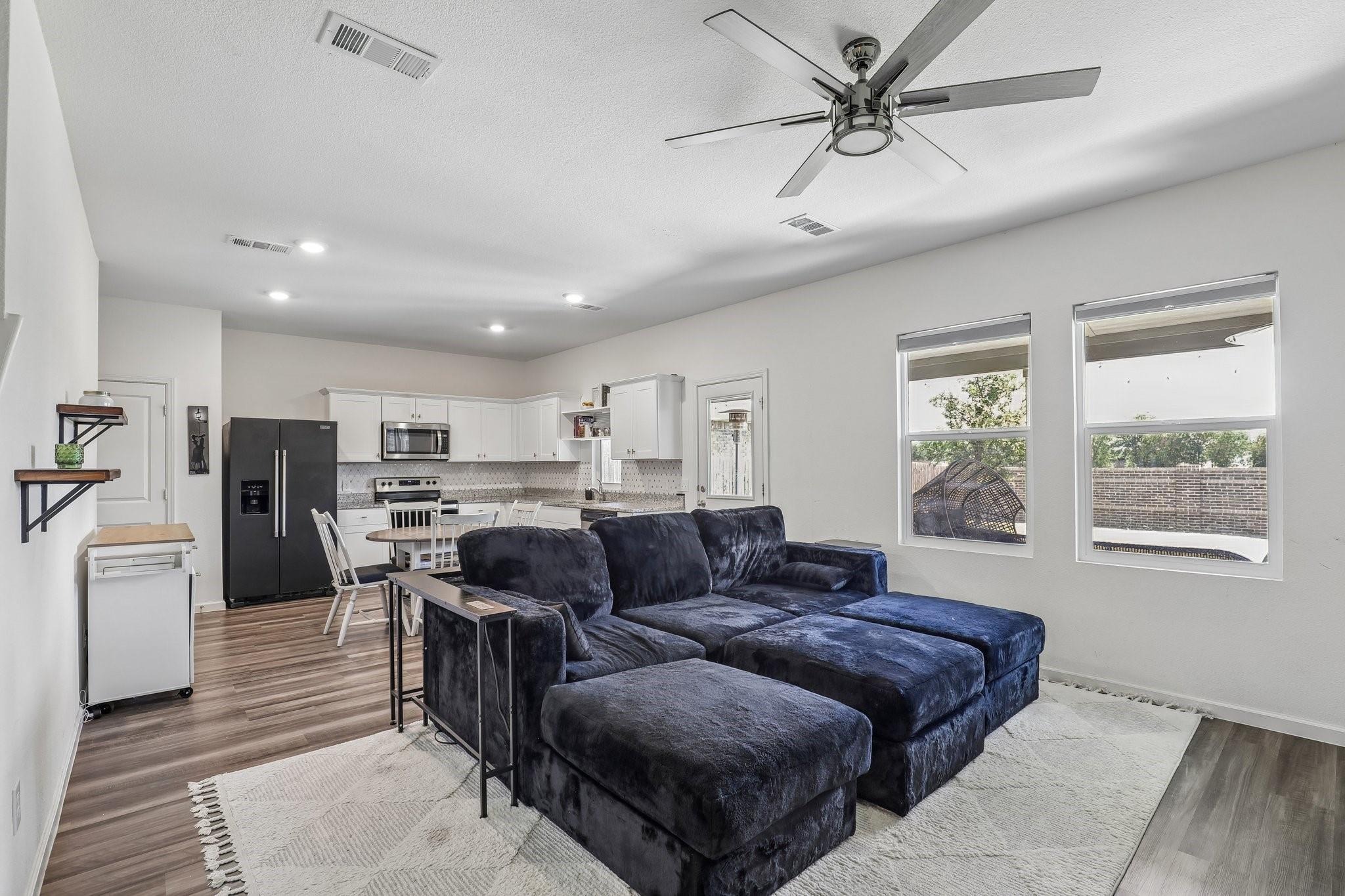 Covington Cv, Princeton, TX 75407