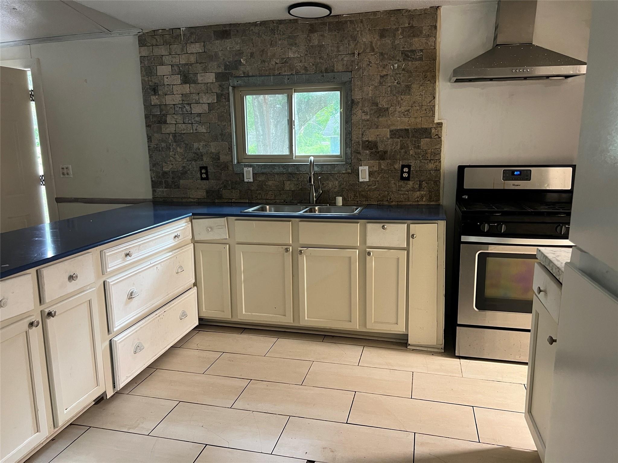 Meriwether Rd, Shreveport, LA 71108