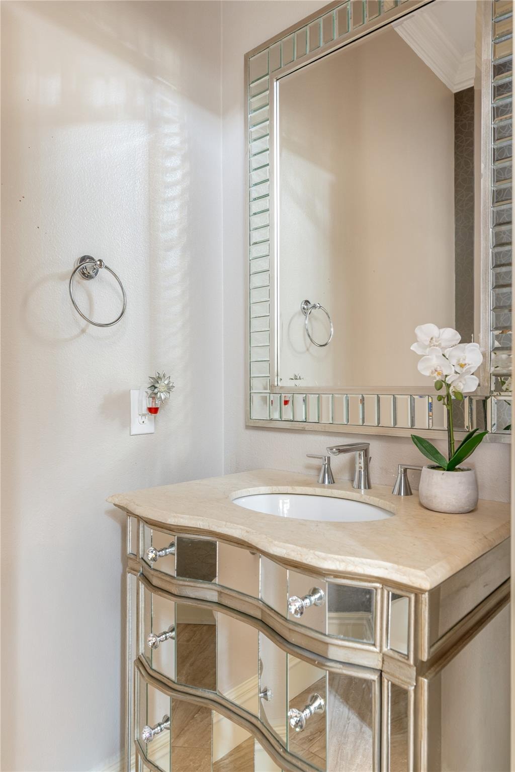 Jacqueline Dr, Plano, TX 75024