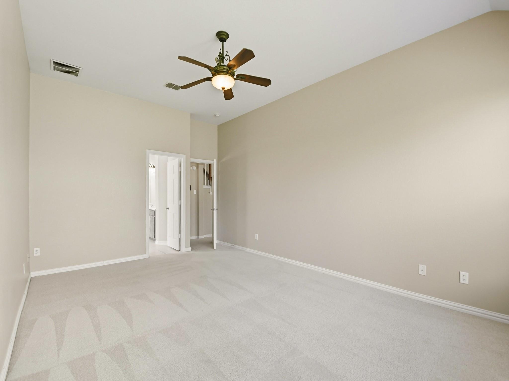 Canary Dr, Little Elm, TX 75068