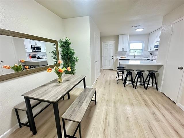 Olde Village Ct, Dallas, TX 75227 #1