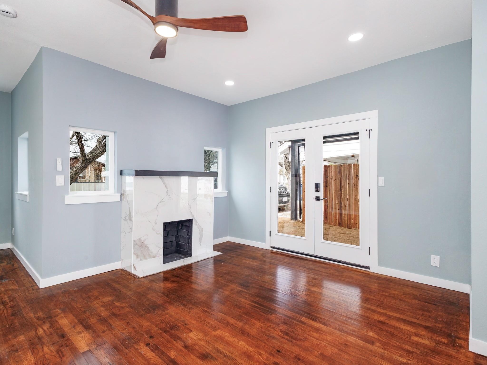 1st St, Brownwood, TX 76801