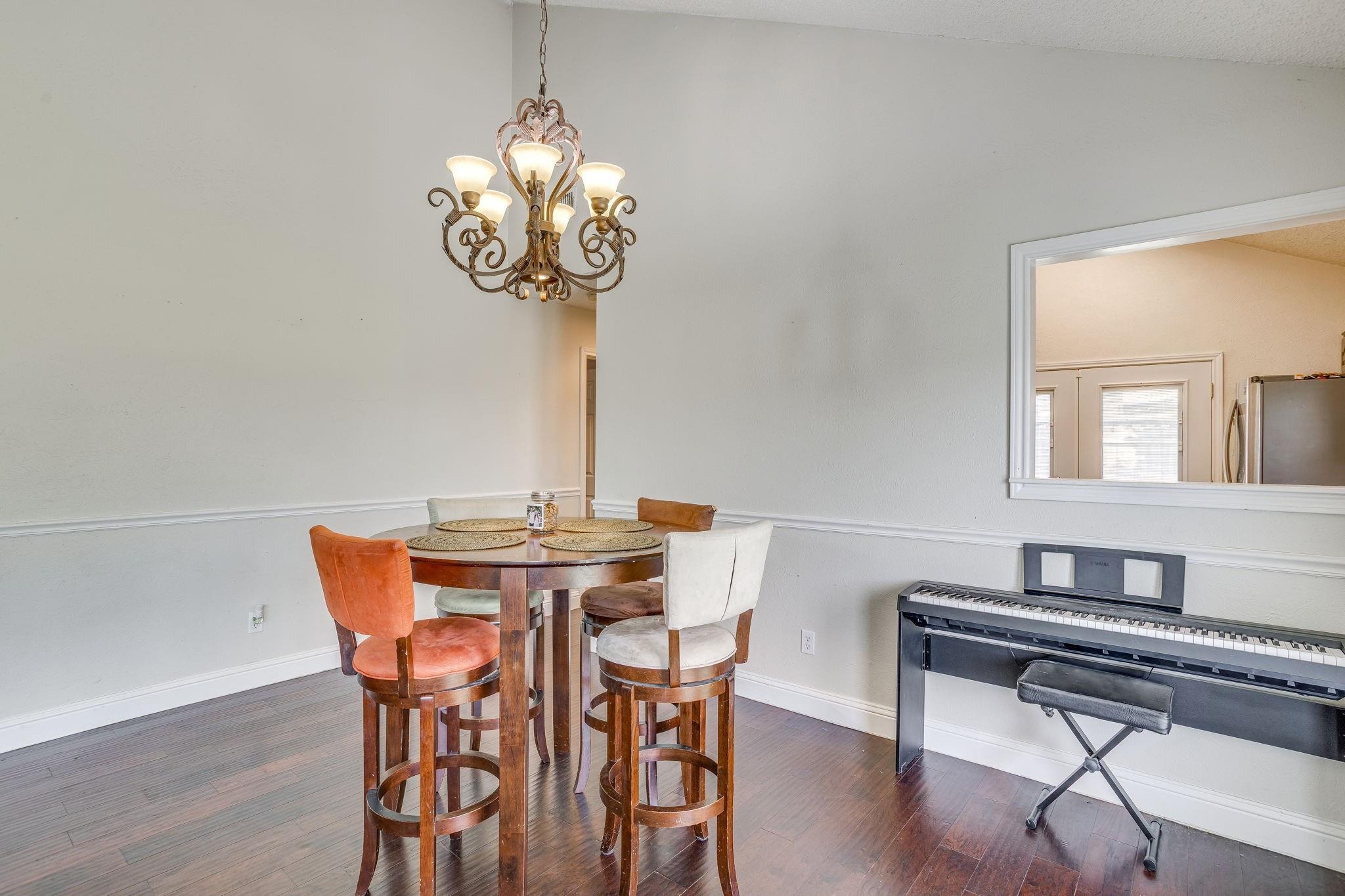 Oriental Ave, Arlington, TX 76011 #1