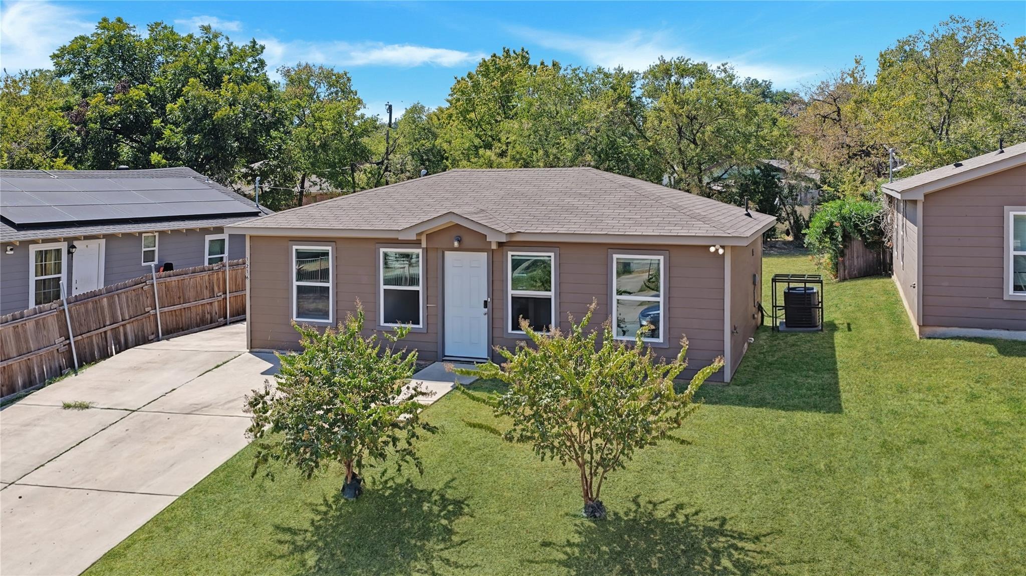 Powell Ave, Fort Worth, TX 76104 #1