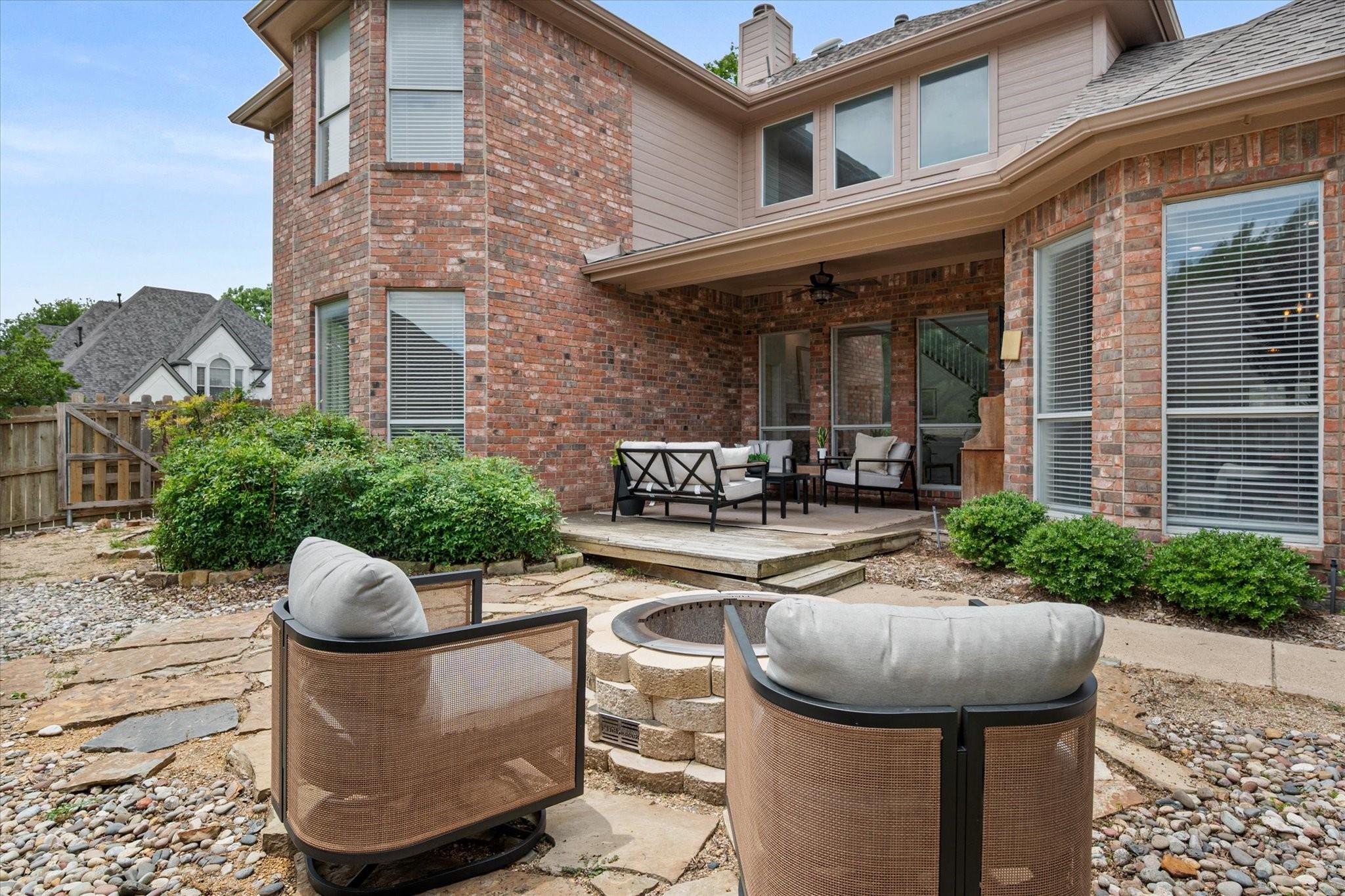 Merion Dr, Mansfield, TX 76063