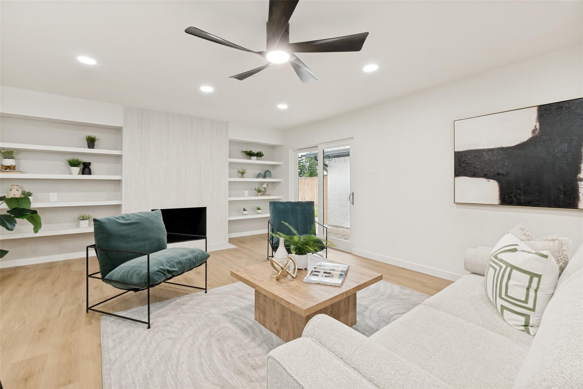 Banting Way, Dallas, TX 75227 #1