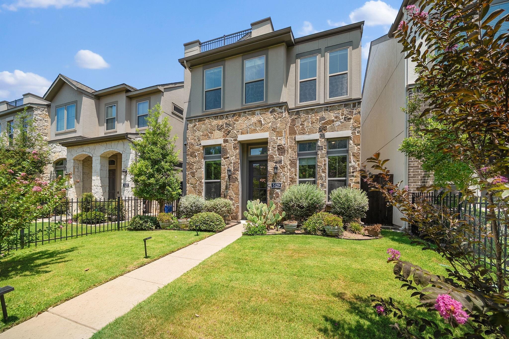 Artemesia Ln, Dallas, TX 75209 #1