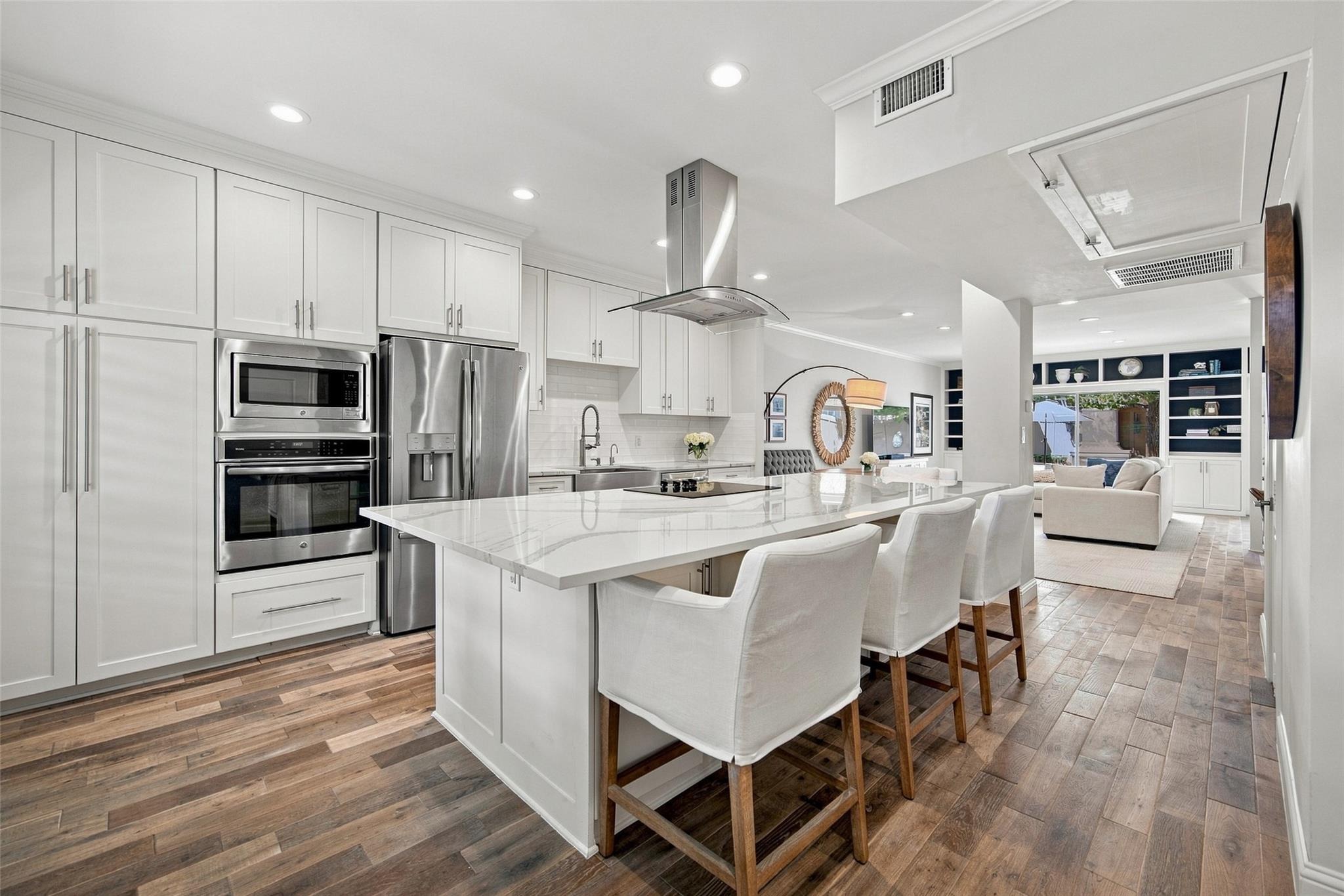 Northwest Hwy, Dallas, TX 75225