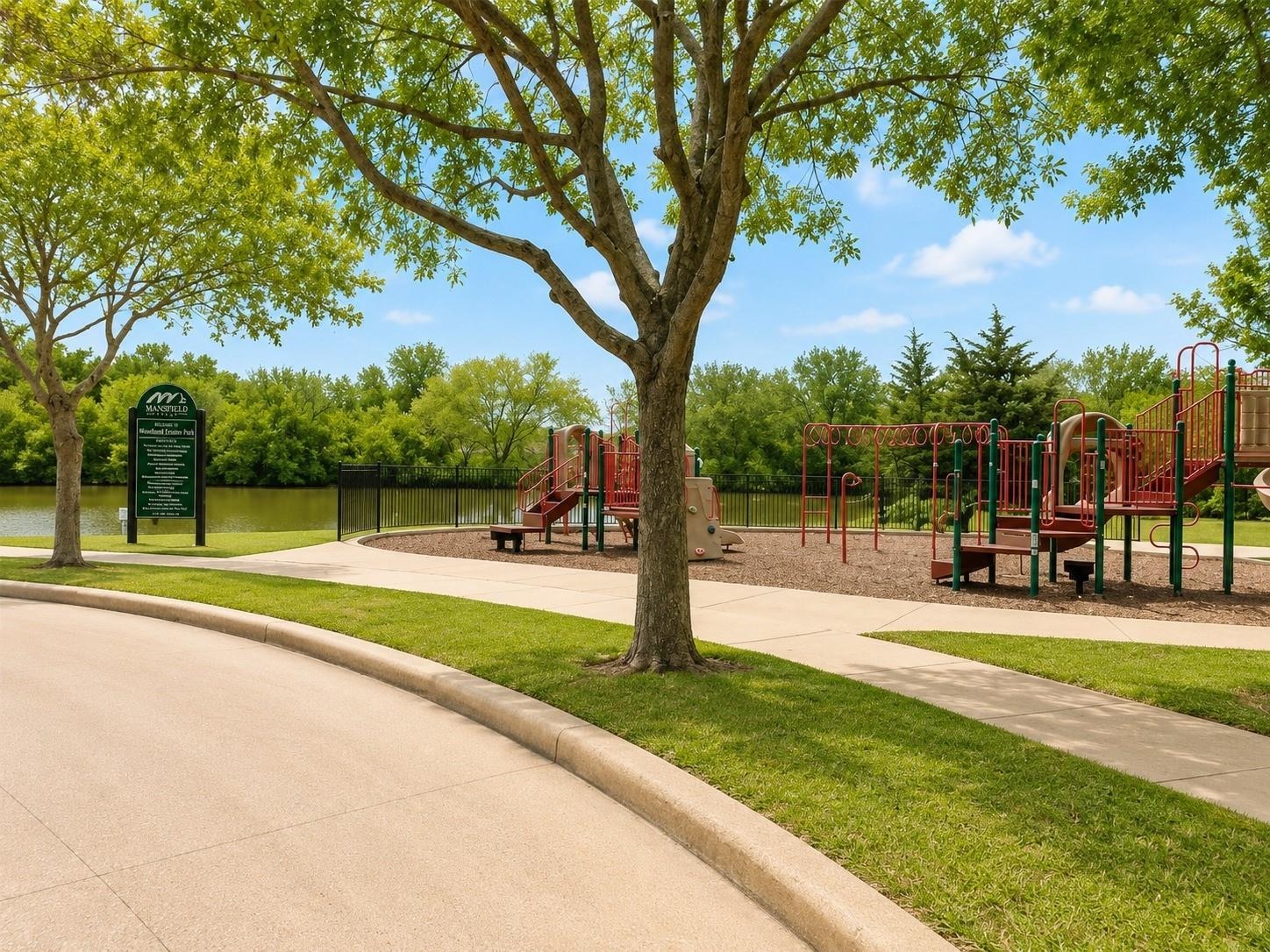 Piedmont Dr, Mansfield, TX 76063