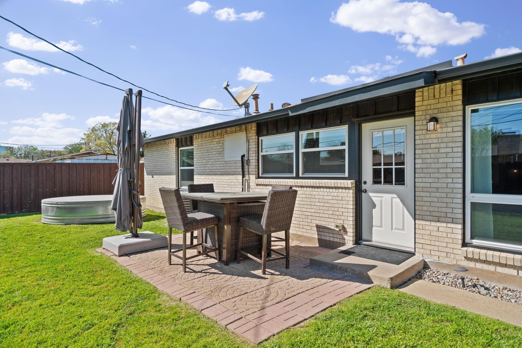 High Brook Dr, Dallas, TX 75234