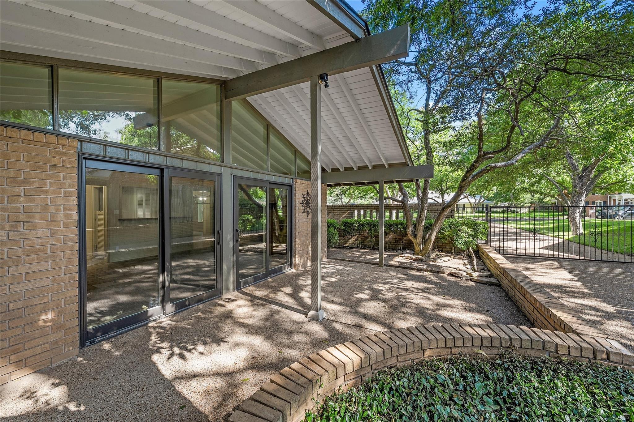 Pecan Ter, Waco, TX 76710