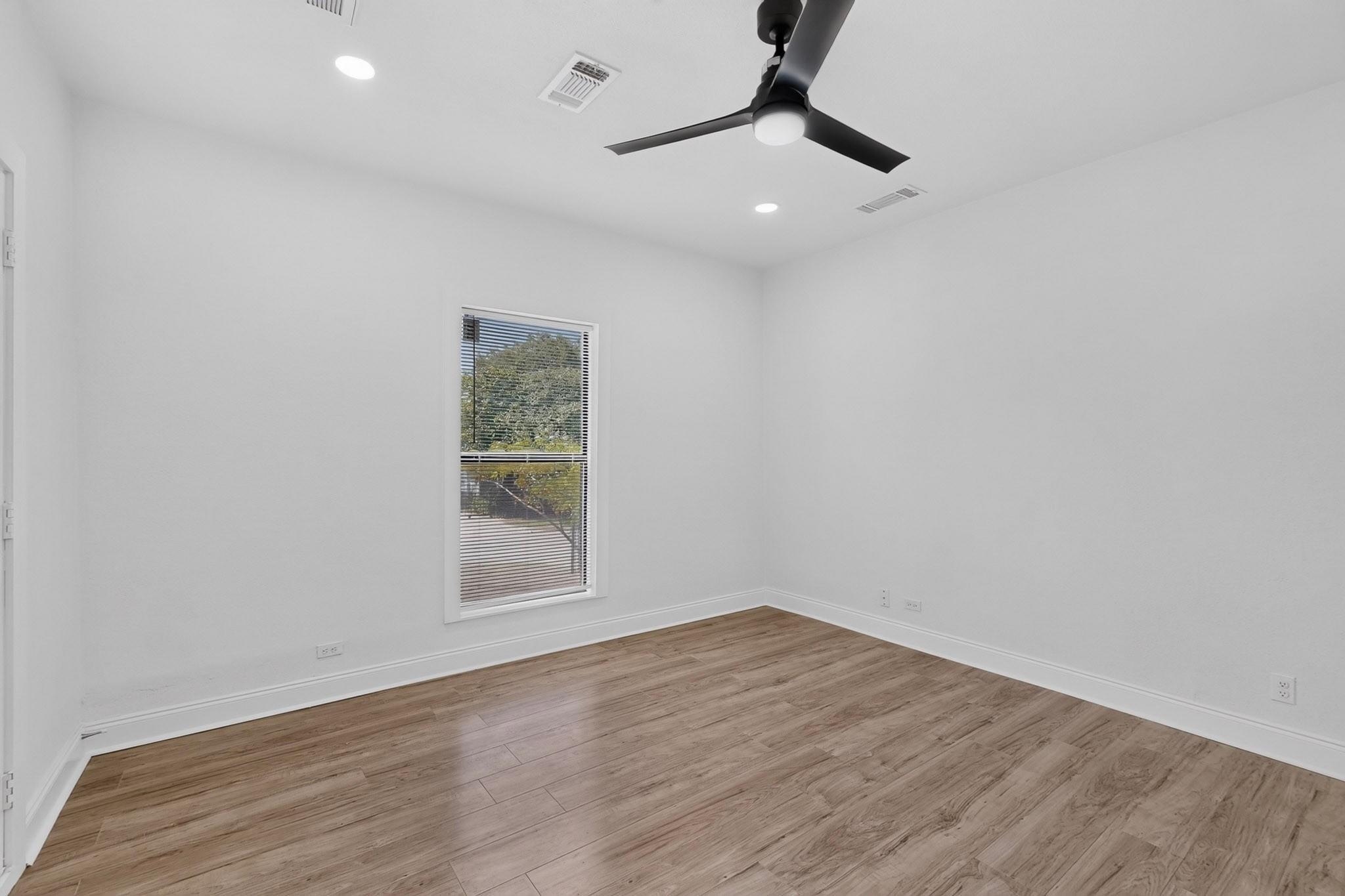Avenue G , Fort Worth, TX 76105 #1