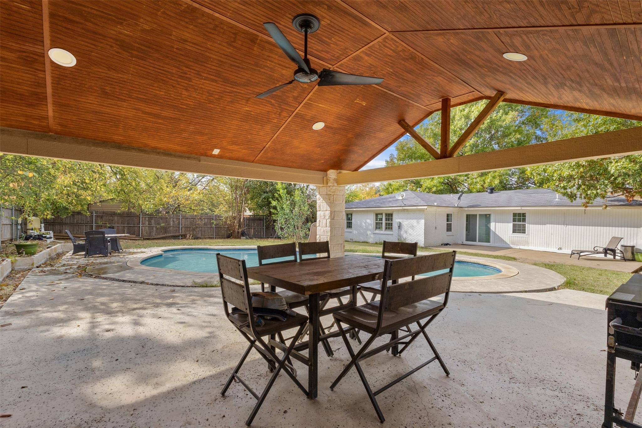 Waldron Ave, Fort Worth, TX 76133 #1