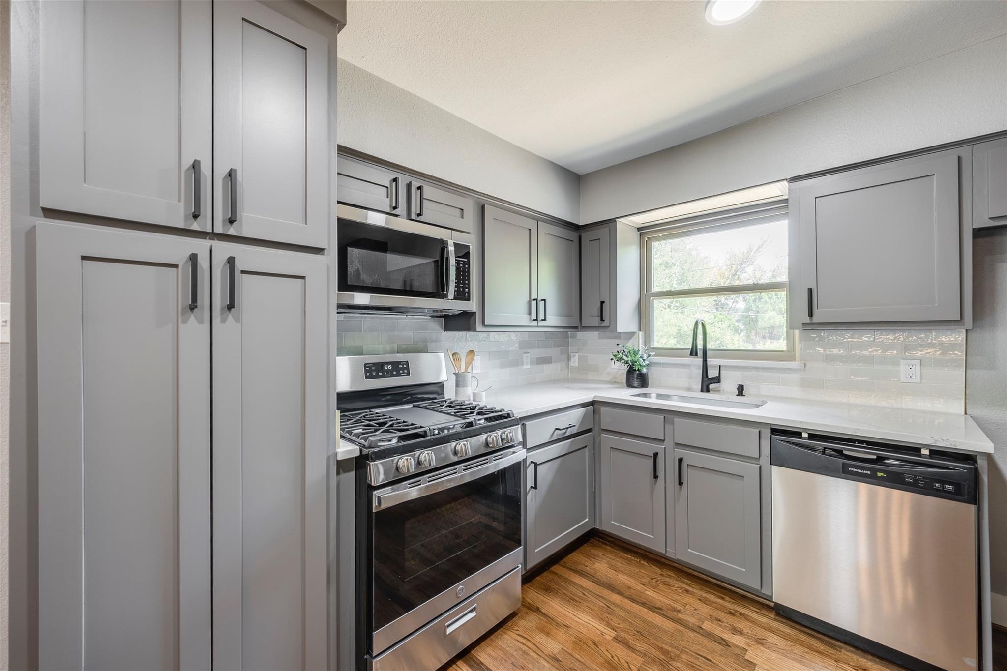 Ruth Ann Dr, Dallas, TX 75228 #1