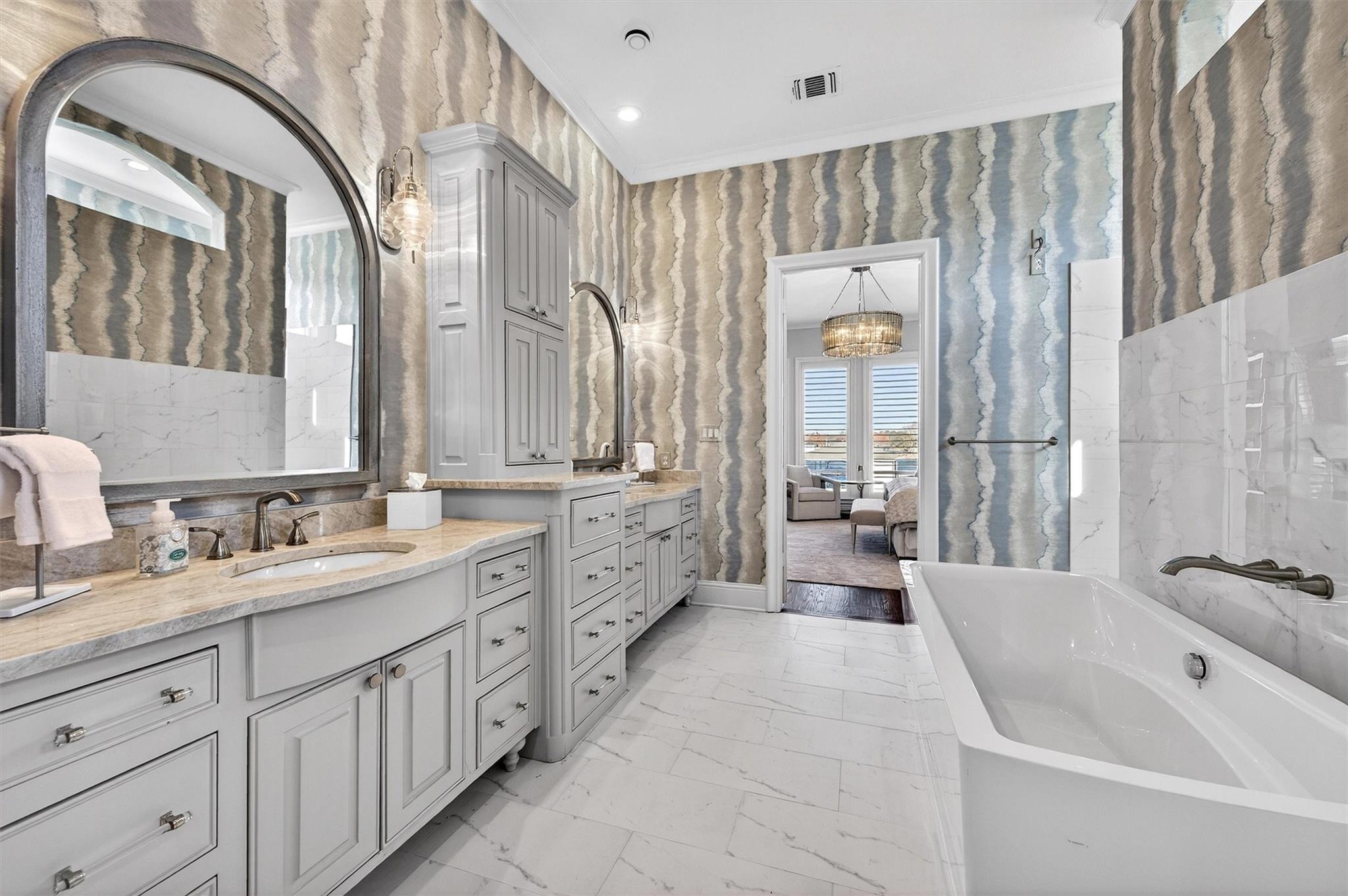 Kiowa Dr, Gainesville, TX 76240