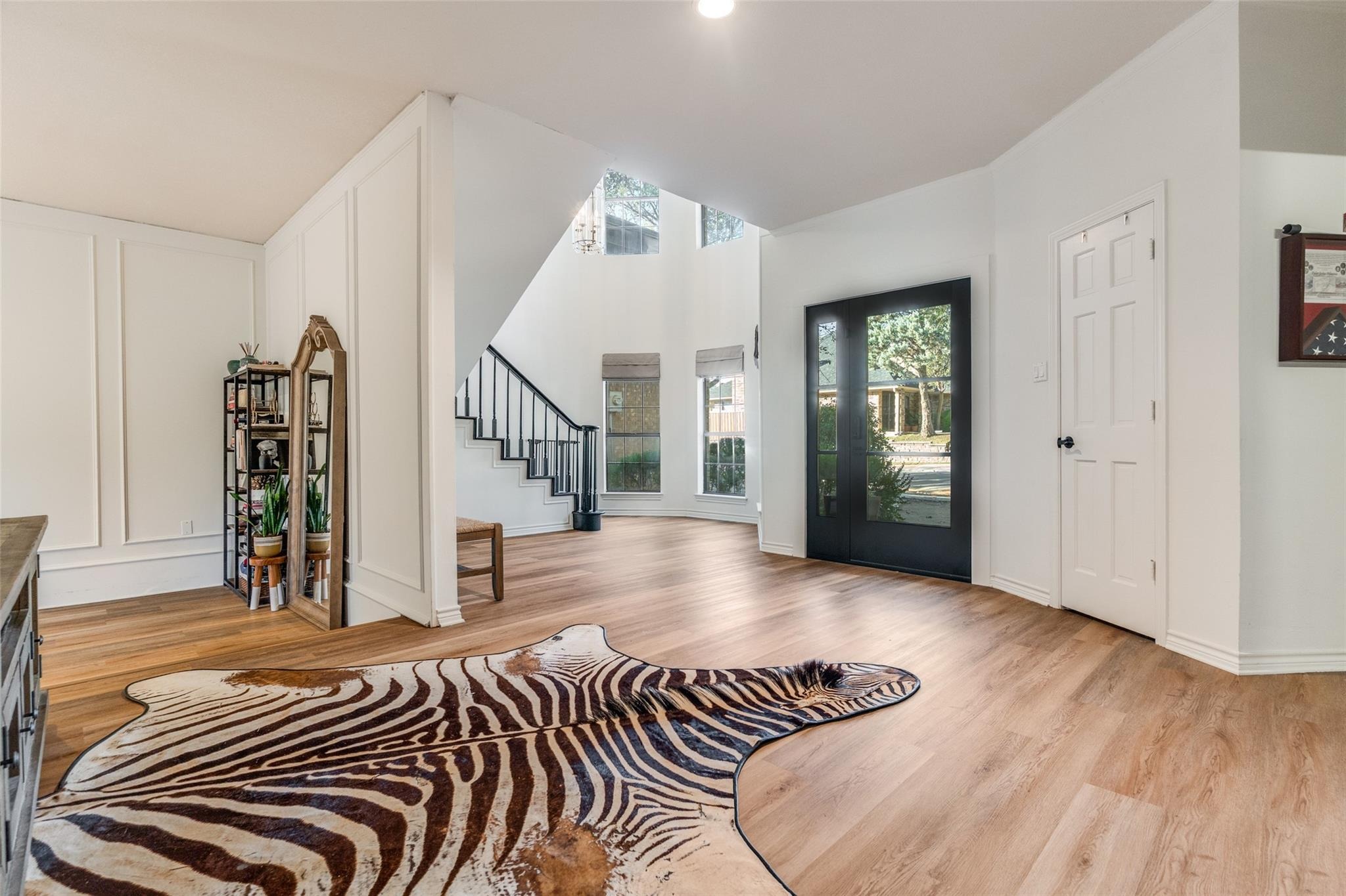 Cochran Heights Dr, Dallas, TX 75220 #1