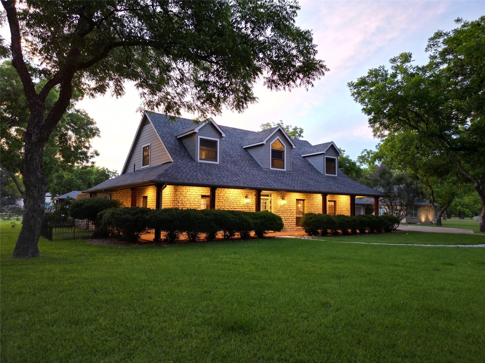 Secretariat Ct, Granbury, TX 76049 #1
