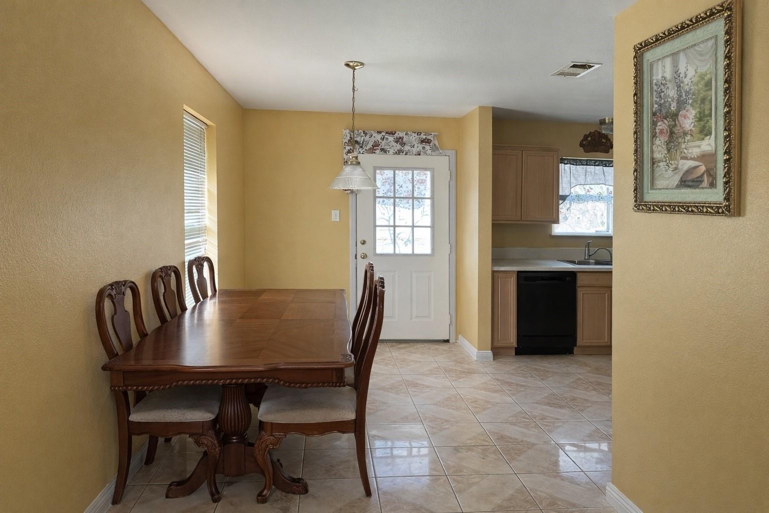 Kiest Valley Ct, Dallas, TX 75233 #1
