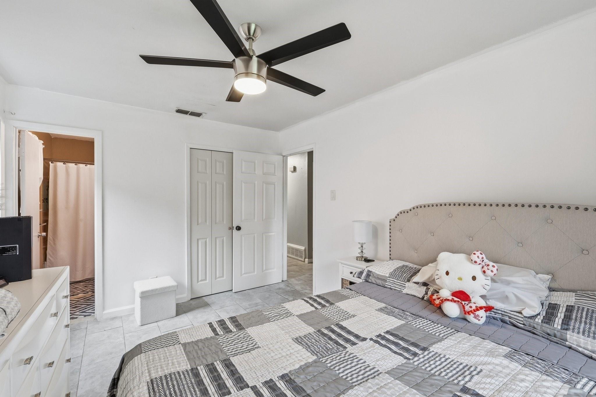 Price Dr, Lewisville, TX 75067