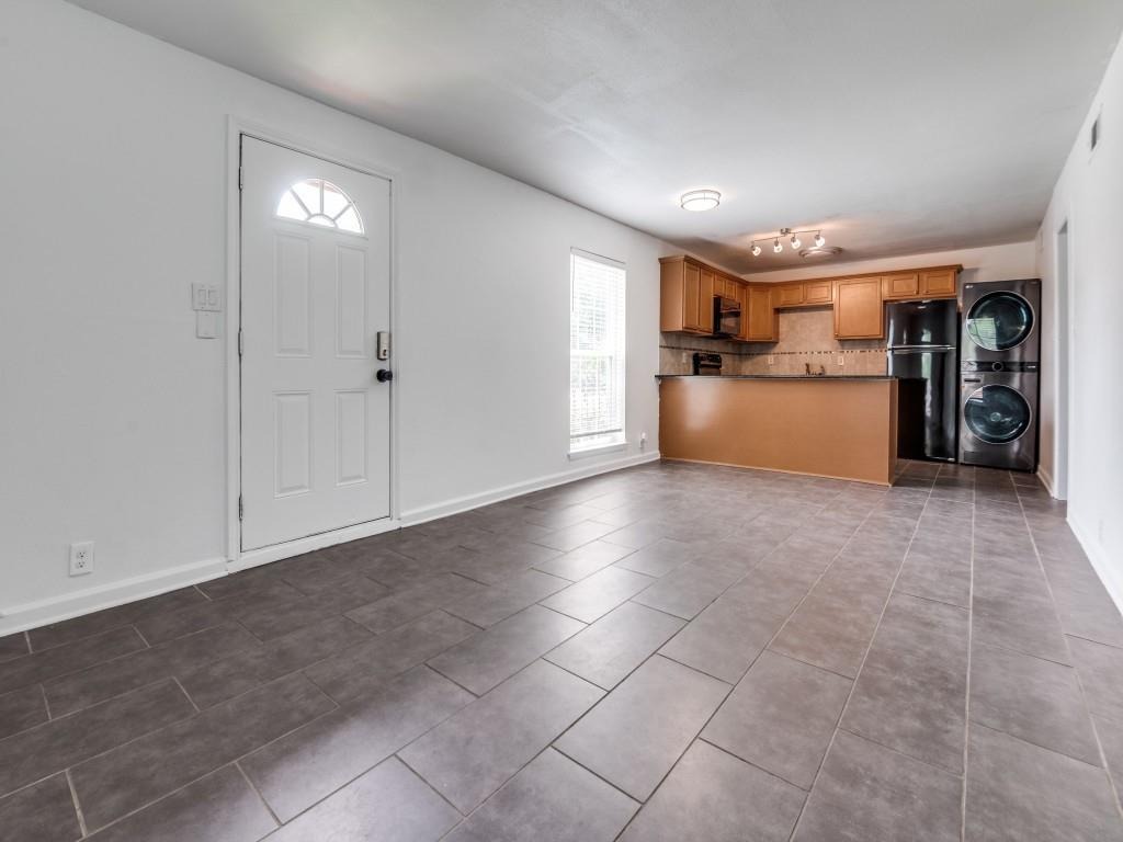 Fleetwood Oaks Ave, Dallas, TX 75235 #1