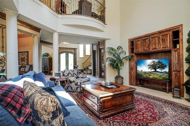 Love Henry Ct, Southlake, TX 76092