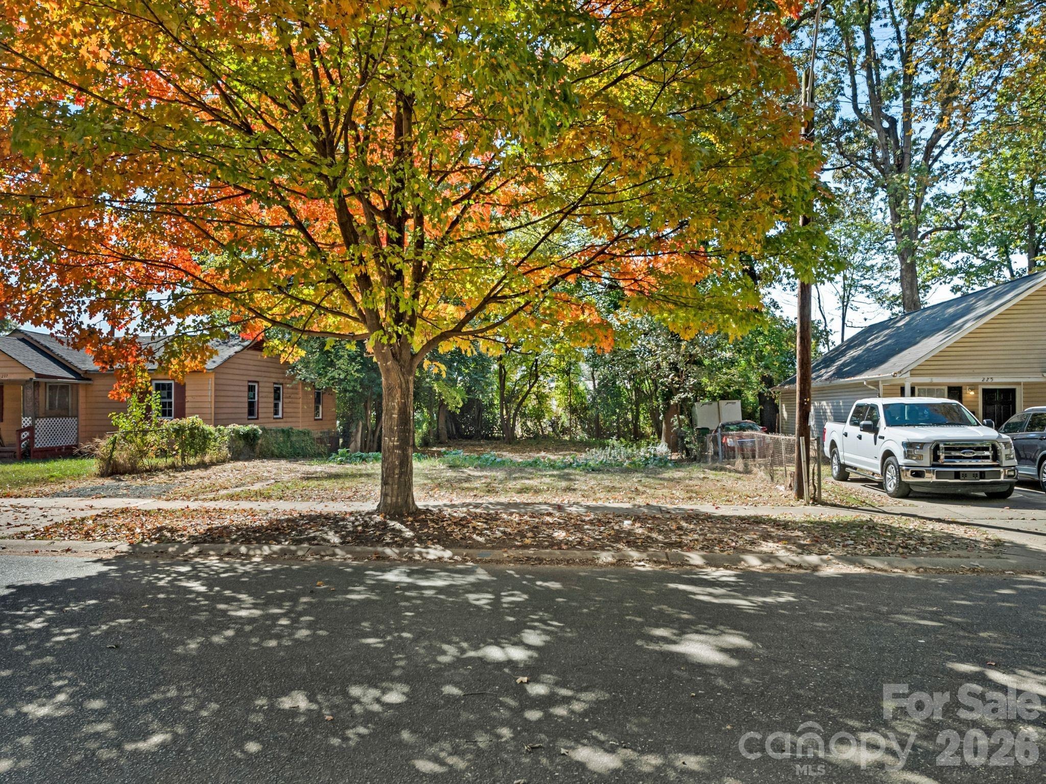 Plymouth Ave, Charlotte, NC 28206
