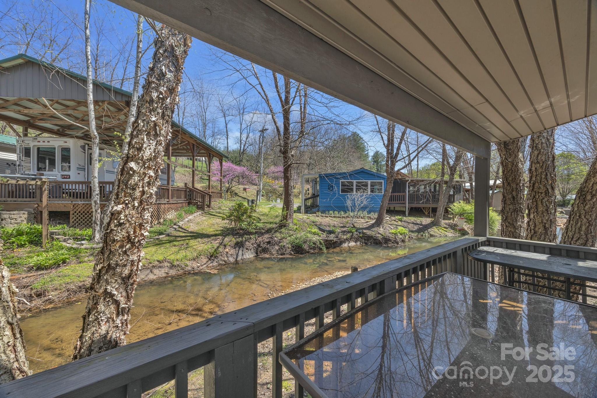 Finch Way, West Jefferson, NC 28694