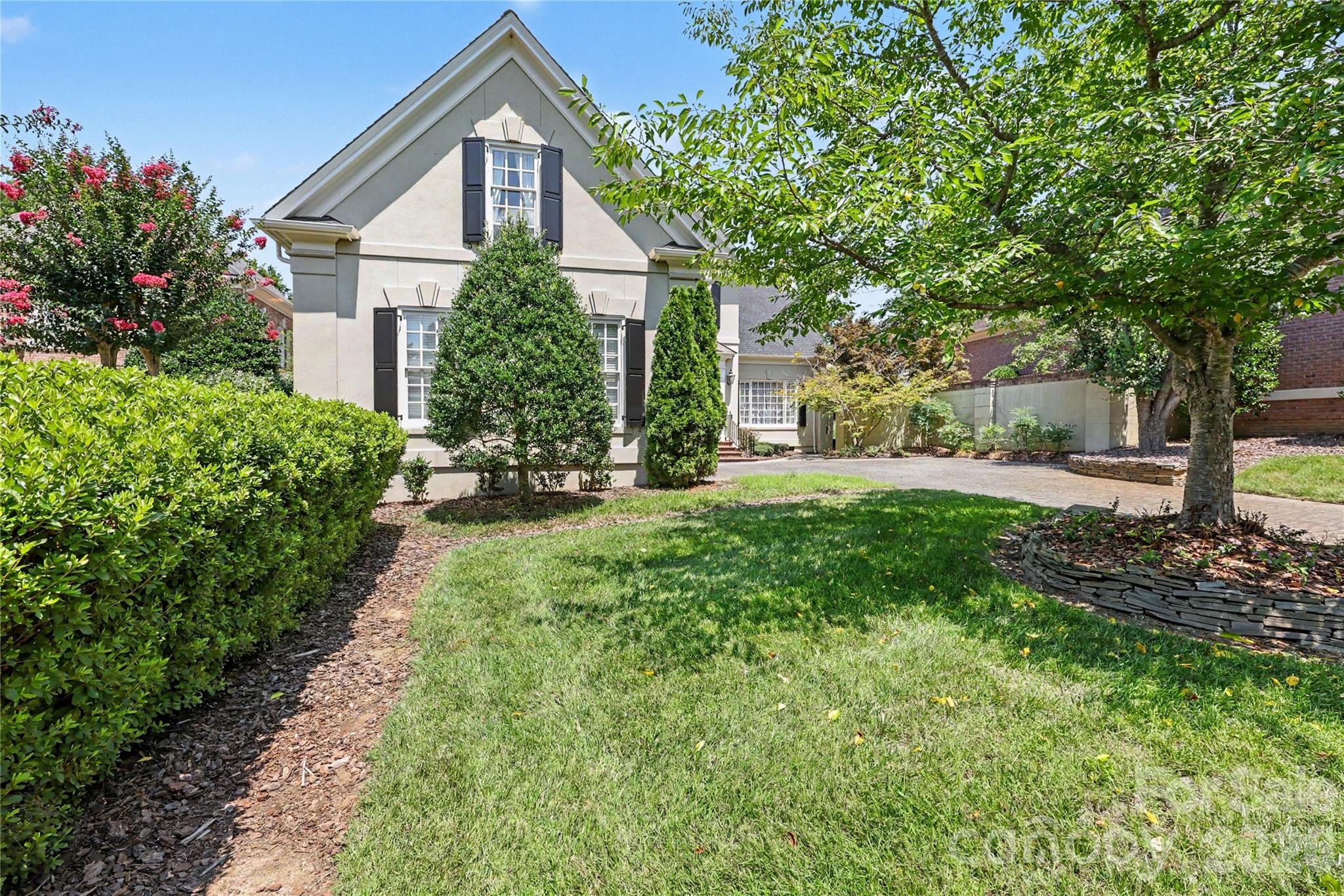 Doverstone Ln, Greensboro, NC 27407