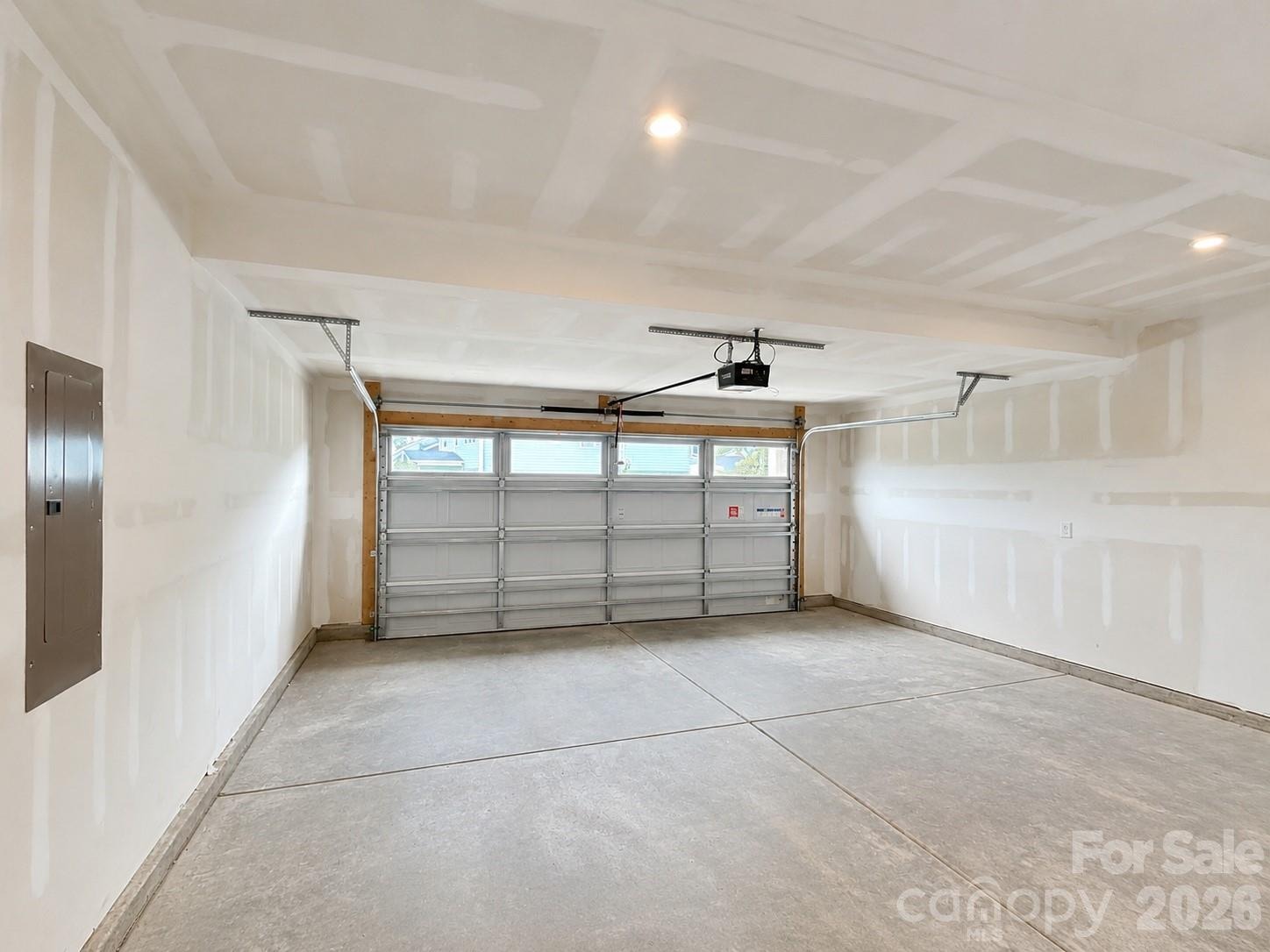 Glenwalk Dr, Charlotte, NC 28269