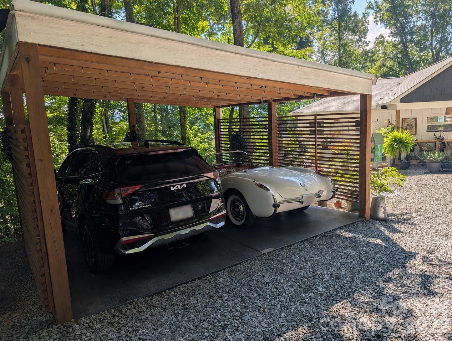 Kammerer Dr, Waynesville, NC 28785 #1