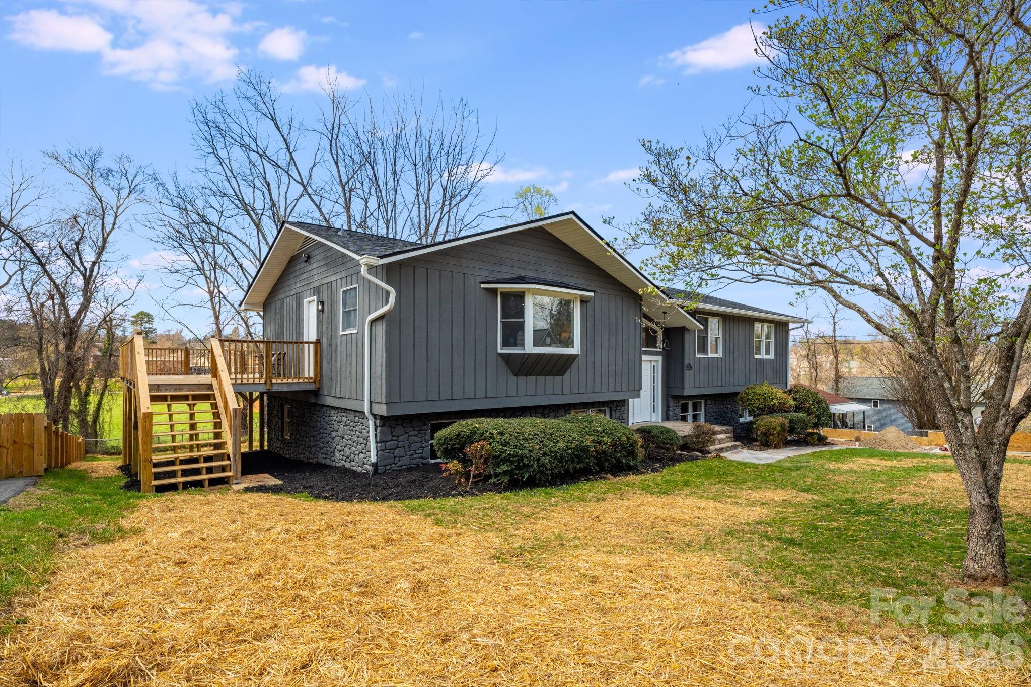 Kent St, Asheville, NC 28803