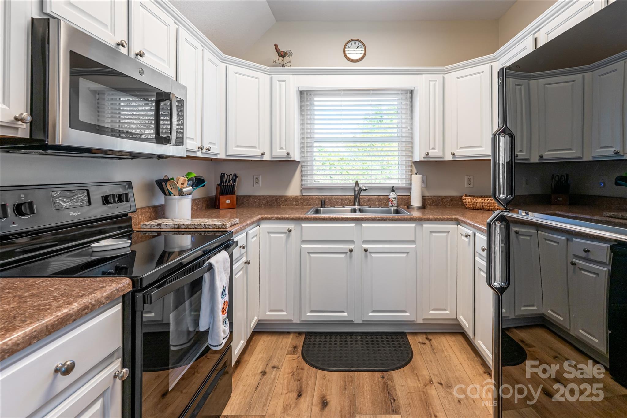 Parrish Farm Rd, Waynesville, NC 28786