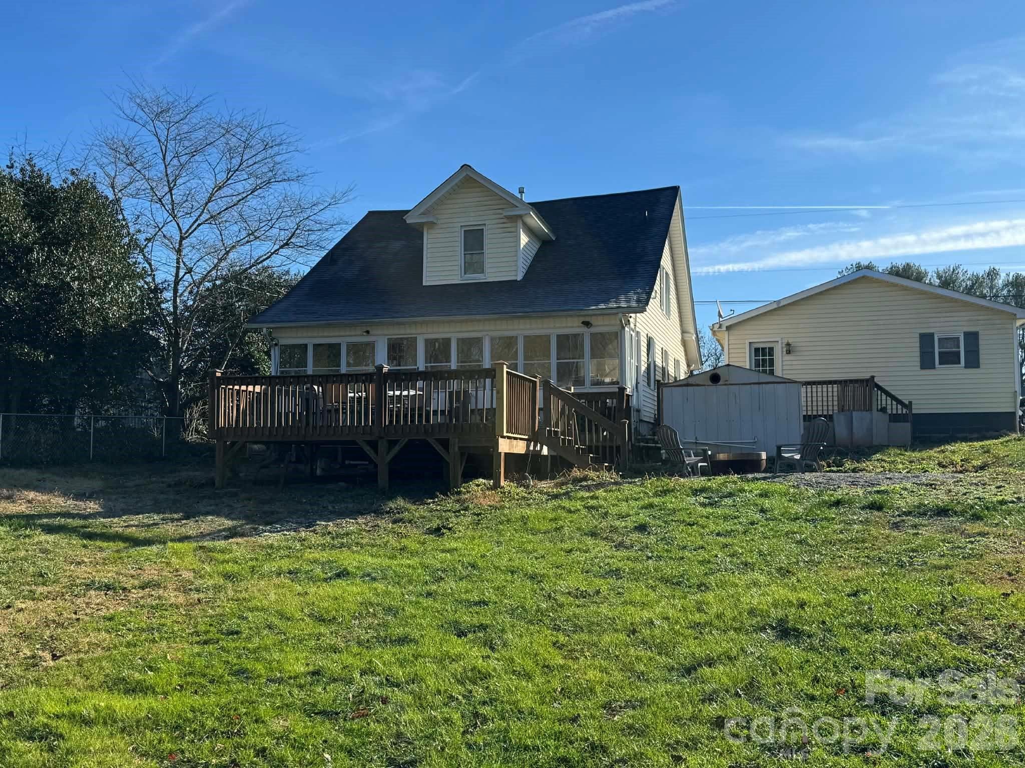 Sawyer Rd, Hays, NC 28635