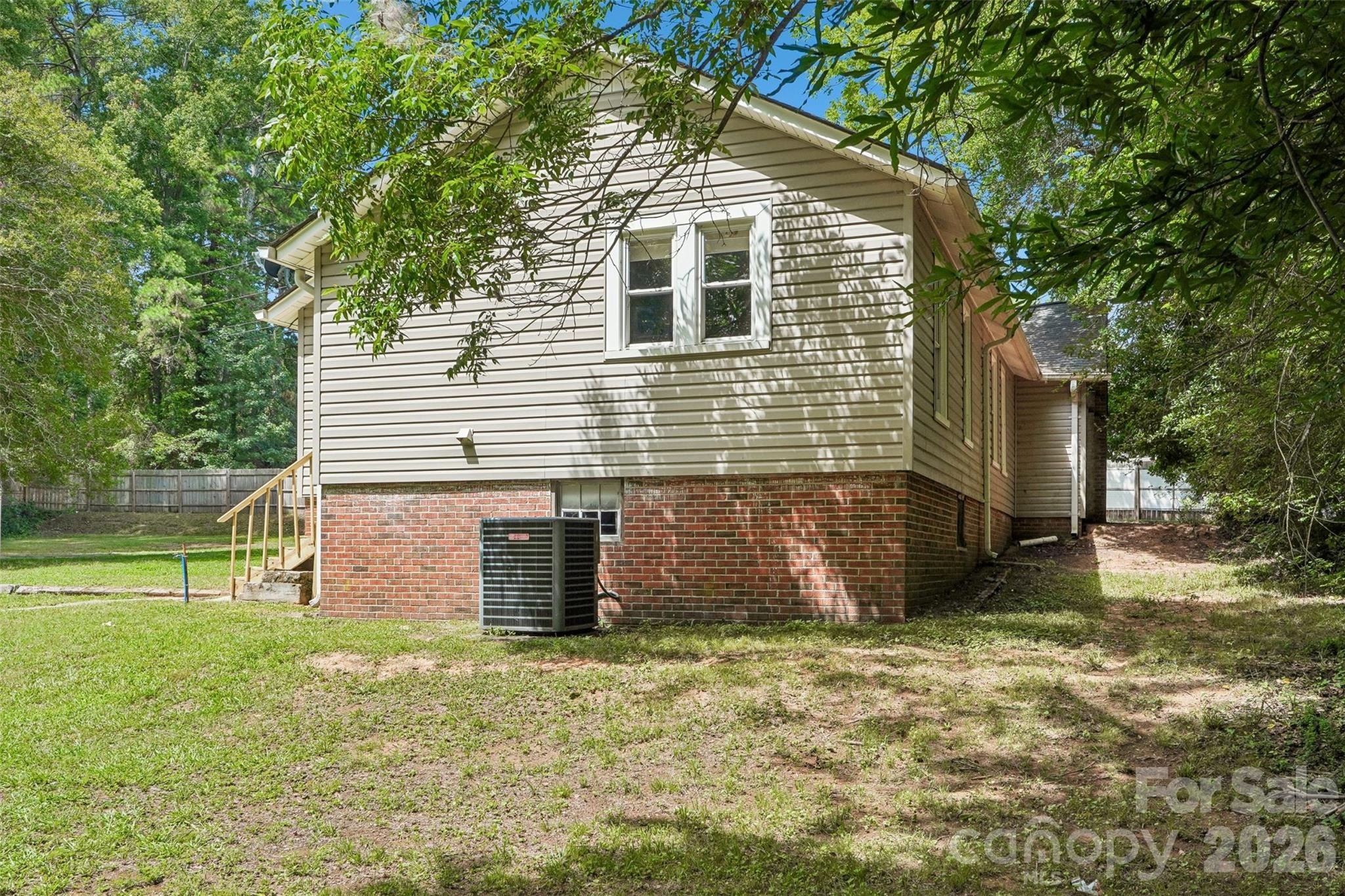 Marsh Ave, Wadesboro, NC 28170